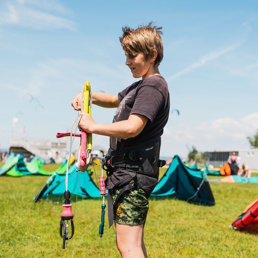 Die nächste Generation ist schon am Start. 
 #kitesurfing_at...